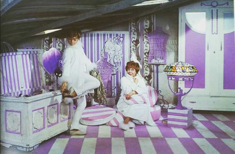 Risultati immagini per Non stuzzicate la zanzara